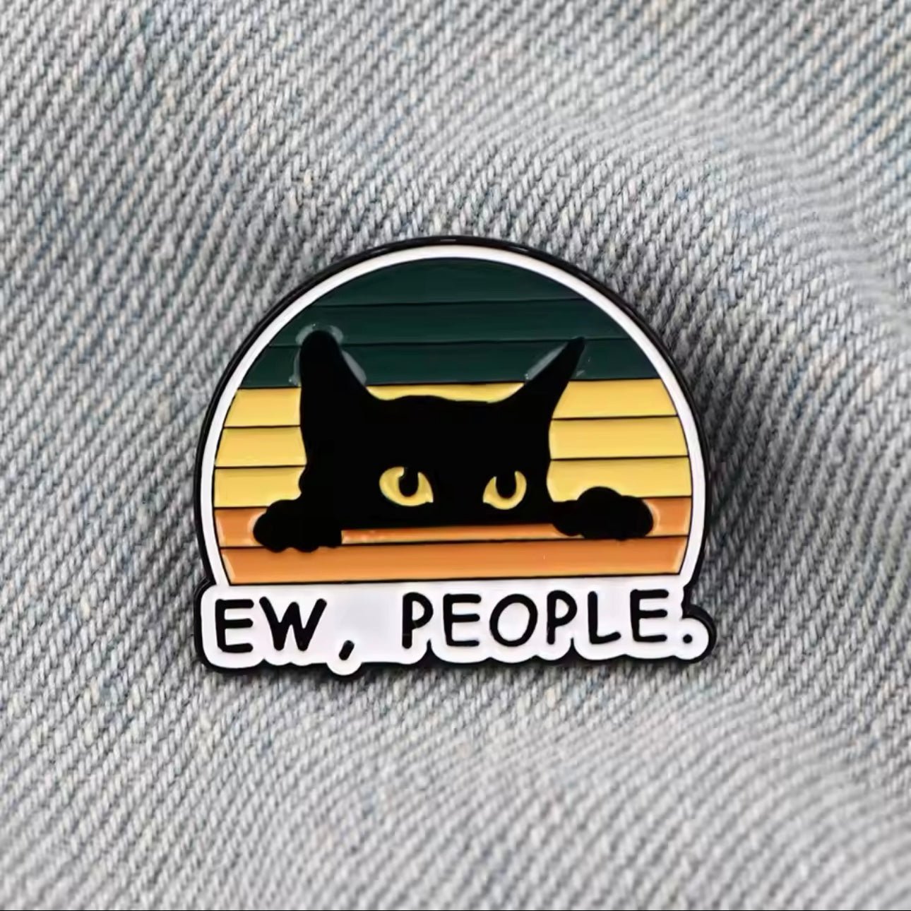 Funny Black Cat ‘Ew, People’ Enamel Pin Brooches - Badge for Backpack Women | MeowMart - Jewelry - MeowMart