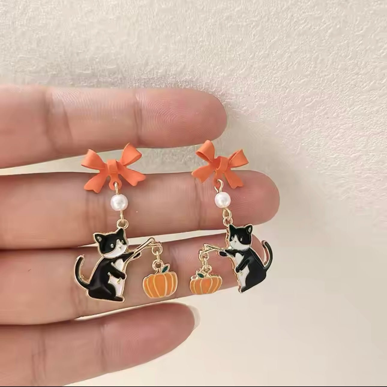 Spooky Pumpkin Patch Black Cat Cottagecore Bow Drop Earrings - Jewelry - MeowMart